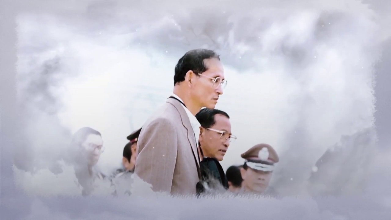 VTR กลางน้ำ...บทเพลง พ่อของแผ่นดิน ขับร้องโดย คุณพลอยไพลิน เจนเซ่น