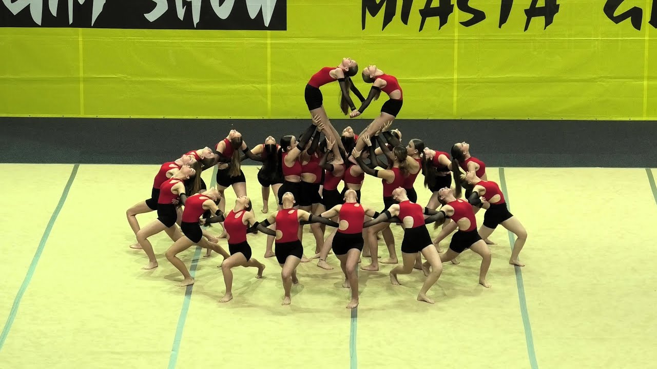 GIM SHOW 2025 - XIX Festiwal Gimnastyczno-Taneczny - Gdynia; Formacje i mini formacje (14-25)   1/3