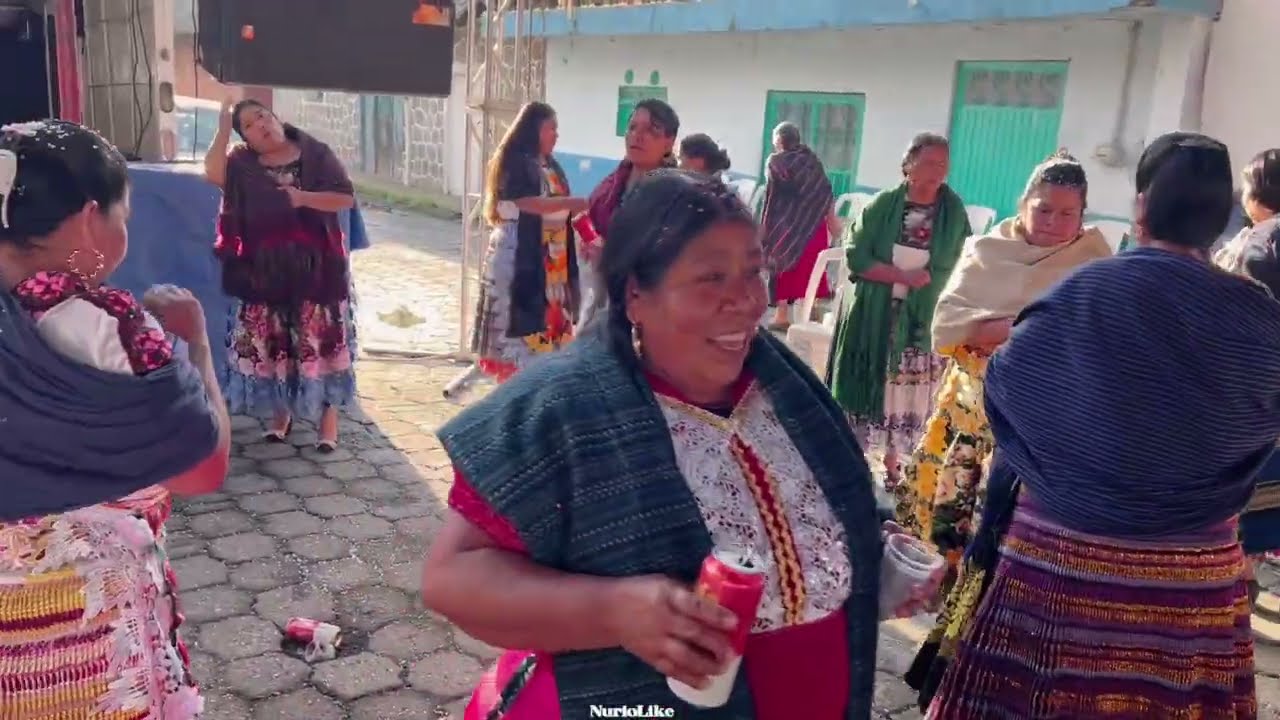 (2)Gran festejo de perdón y agradecimiento de los novios:Melchor Alejó & Michelle Díaz