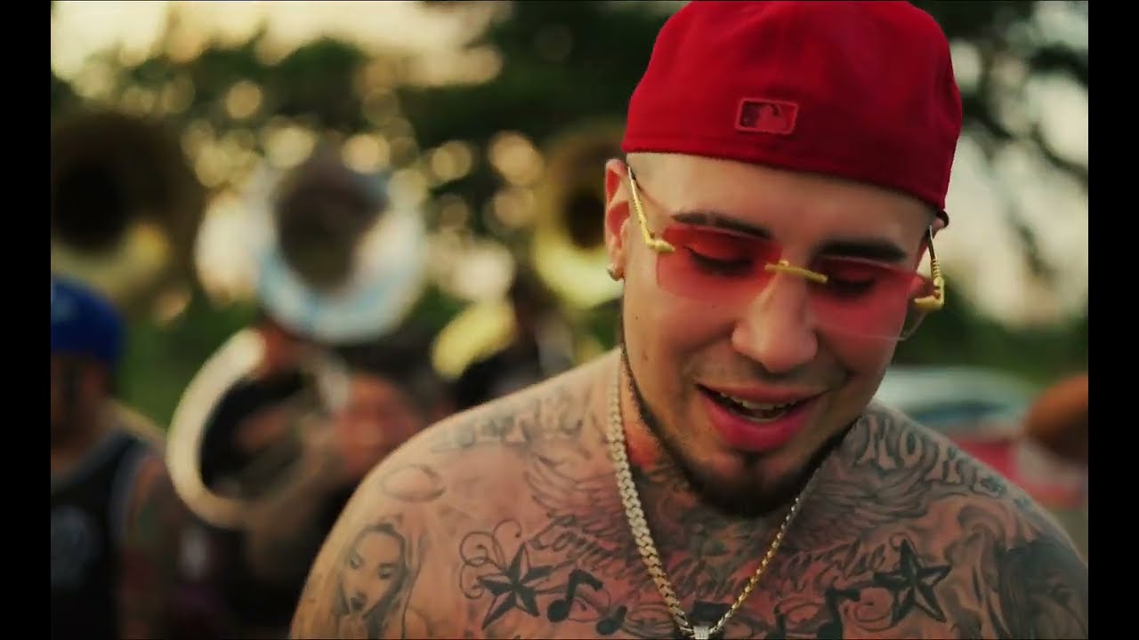 Mac Young ft. Doeman - In the Gym (official video)