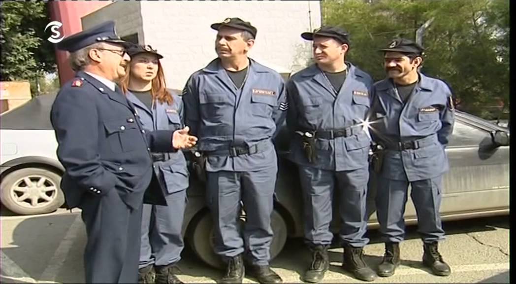 &Omicron;&iota; &Alpha;&delta;&iota;ά&phi;&theta;&omicron;&rho;&omicron;&iota; &Alpha;' &Kappa;ύ&kappa;&lambda;&omicron;&sigmaf; ''&Sigma;&chi;έ&delta;&iota;&omicron; &Delta;&omicron;&lambda;&omicron;&phi;&omicron;&nu;ί&alpha;&sigmaf;''
