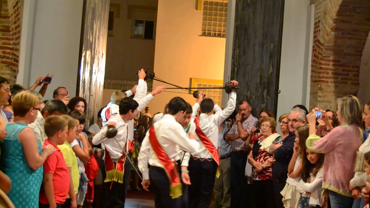 Danza de San Bartolomé con la Virgen de la Esperanza