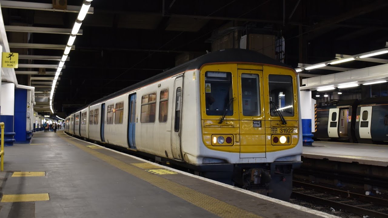 LNWR Class 319220 Ride from London Euston to Harrow & Wealdstone with 319215 on the Rear