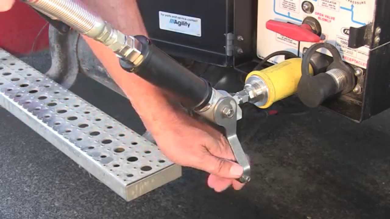 How to fuel a CNG truck