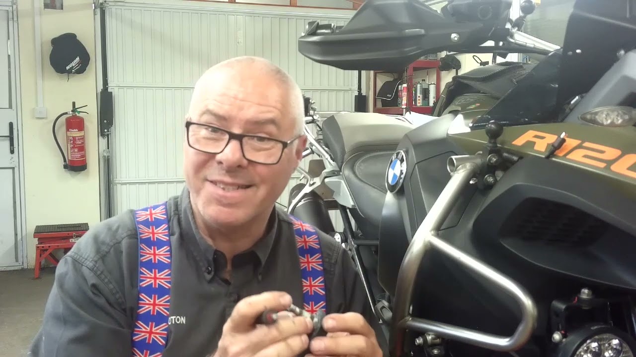 R1200GSA (2014) Tyre Pressure Monitor Battery Replacement