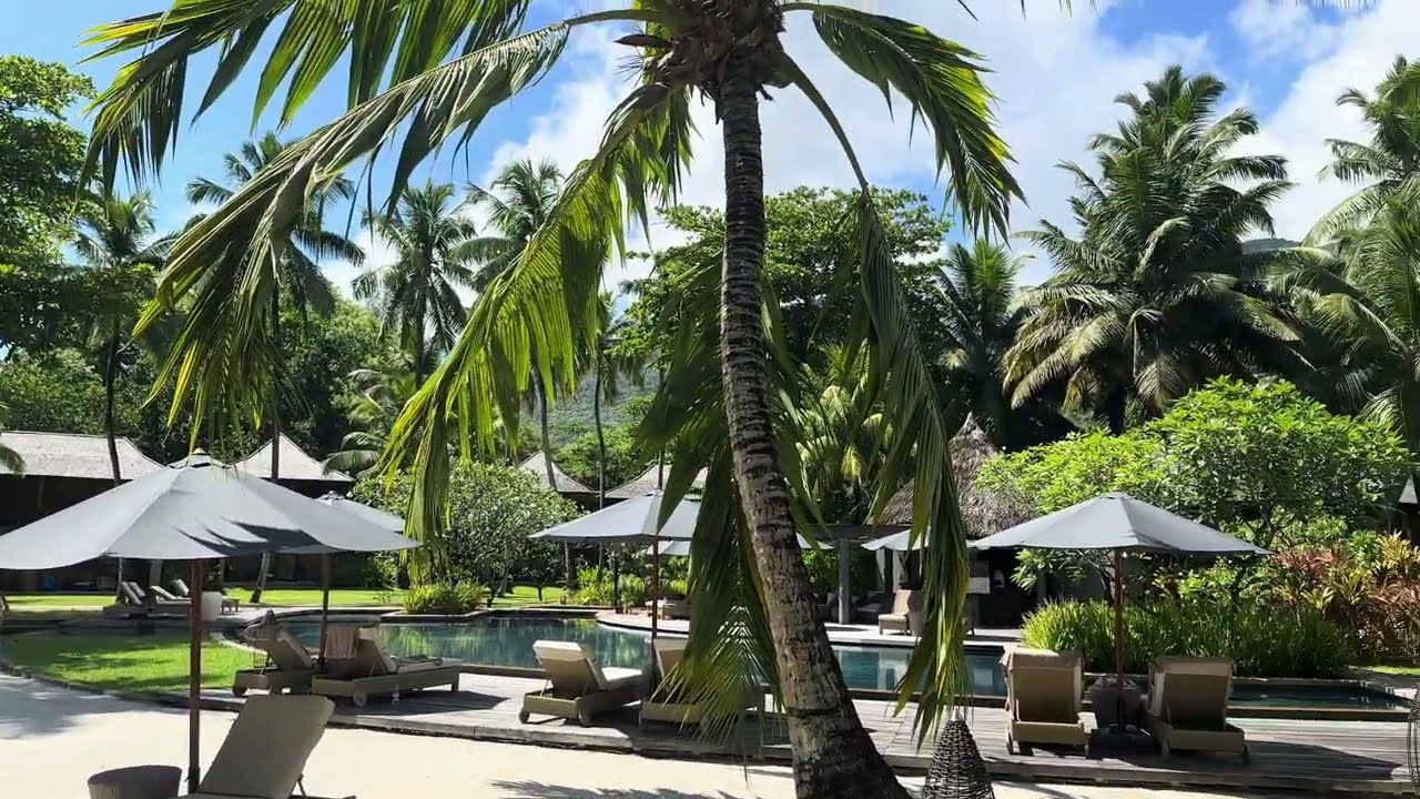Constance Ephelia Hotel #seychelles #travel #beautiful #nature #vibes #beach #lifestyle #travelvlog 