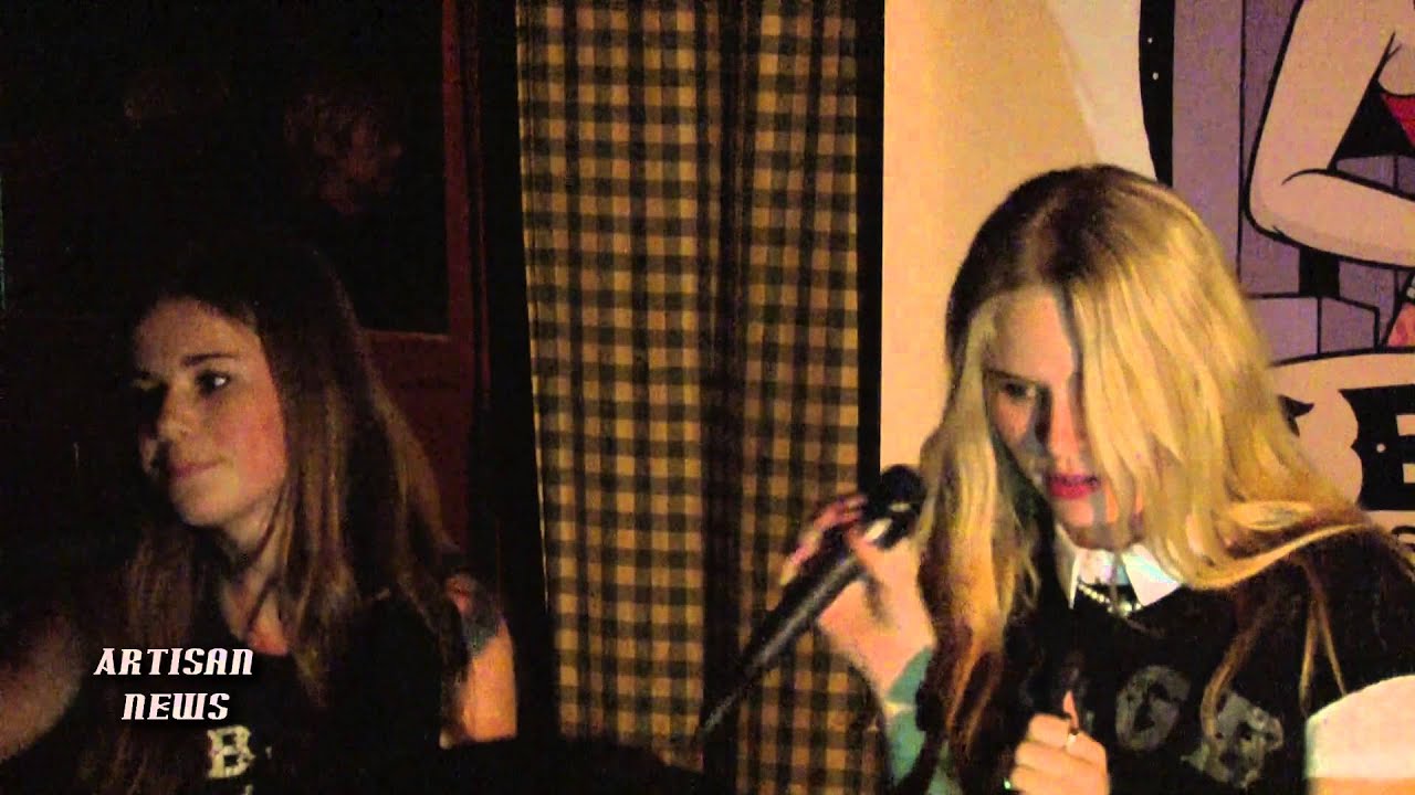 EX-GNR DUFF McKAGAN A PROUD PAPA AS DAUGHTER DEBUTS GROUP, THE PINK SLIPS, AT CBGB FEST