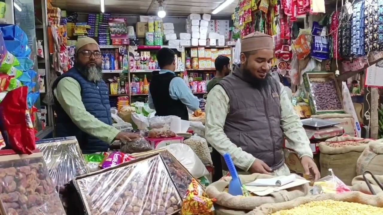 বাজারে কমেছে সব্জির দাম,বেড়েছে মাছ মাংস,মুরগী, তেলের দাম