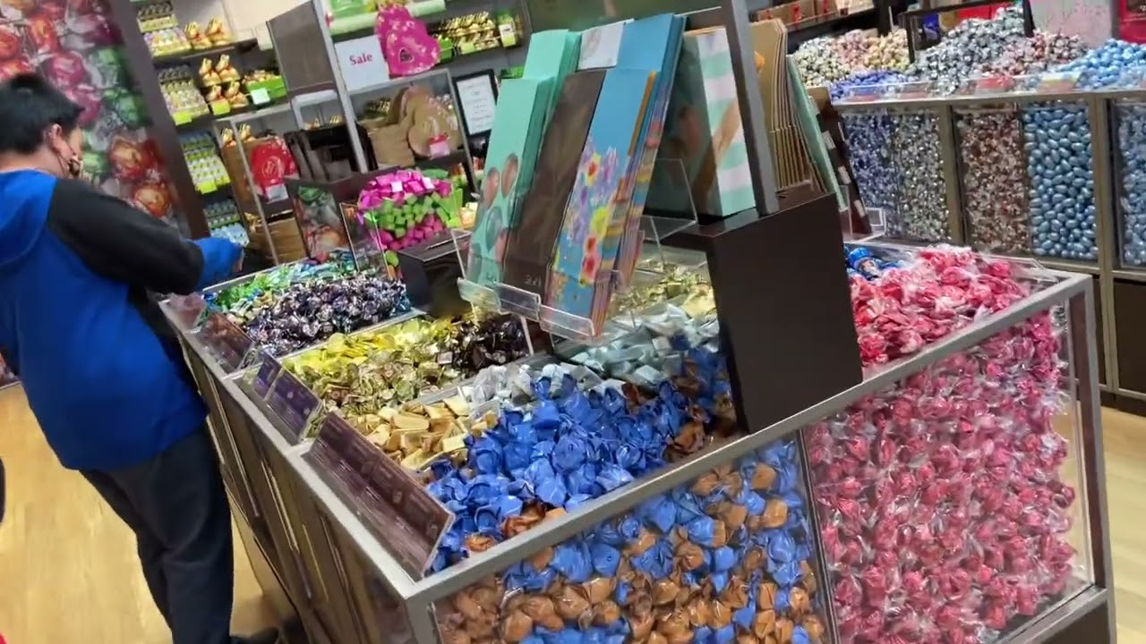 Shop With Us At Lindt Chocolate Outlet/ Many Different New Flavors And Gift Ideas For Spring 2022