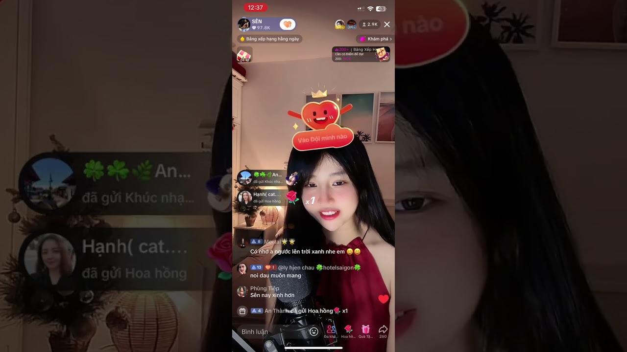 Sên hát phố xa và chung mộng