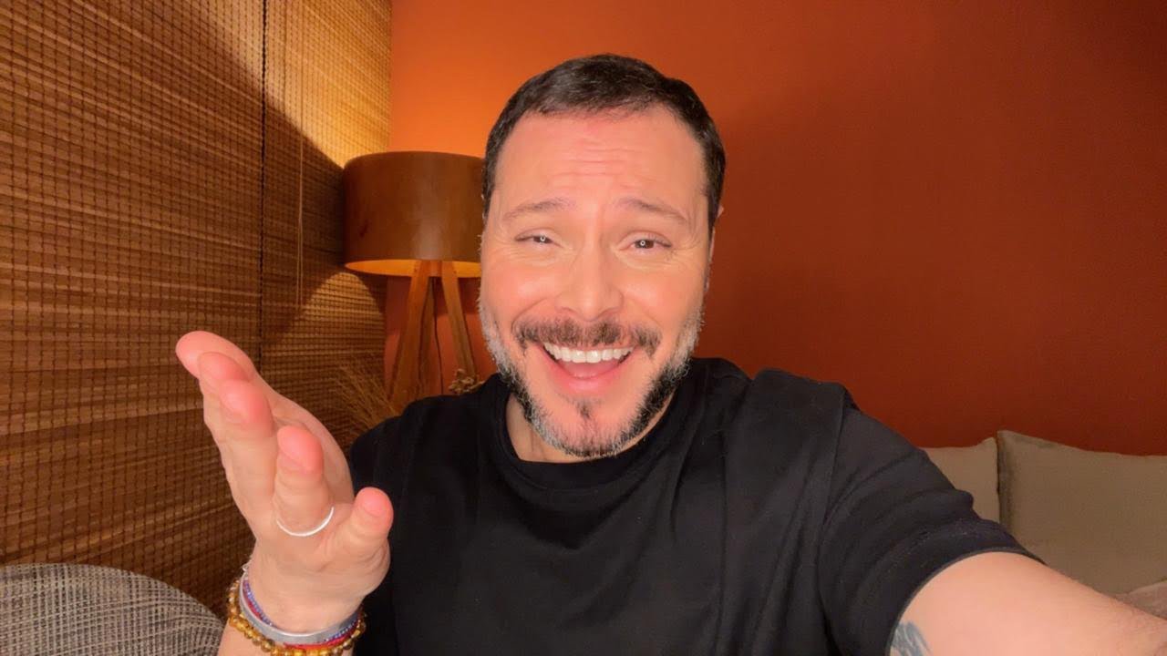 Tirando D&Uacute;VIDAS de CABELO 