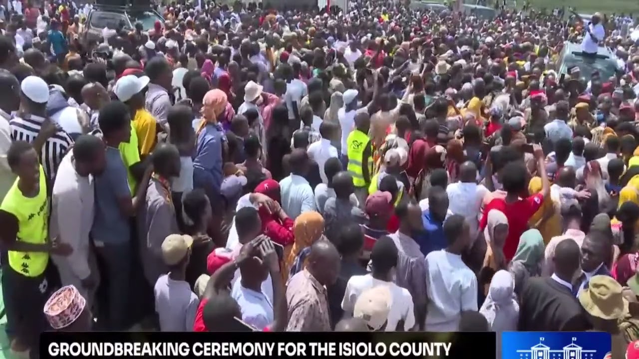 DRAMA AS PRESIDENT RUTO IS HECKLED IN ISIOLO BY ROWDY YOUTHS!