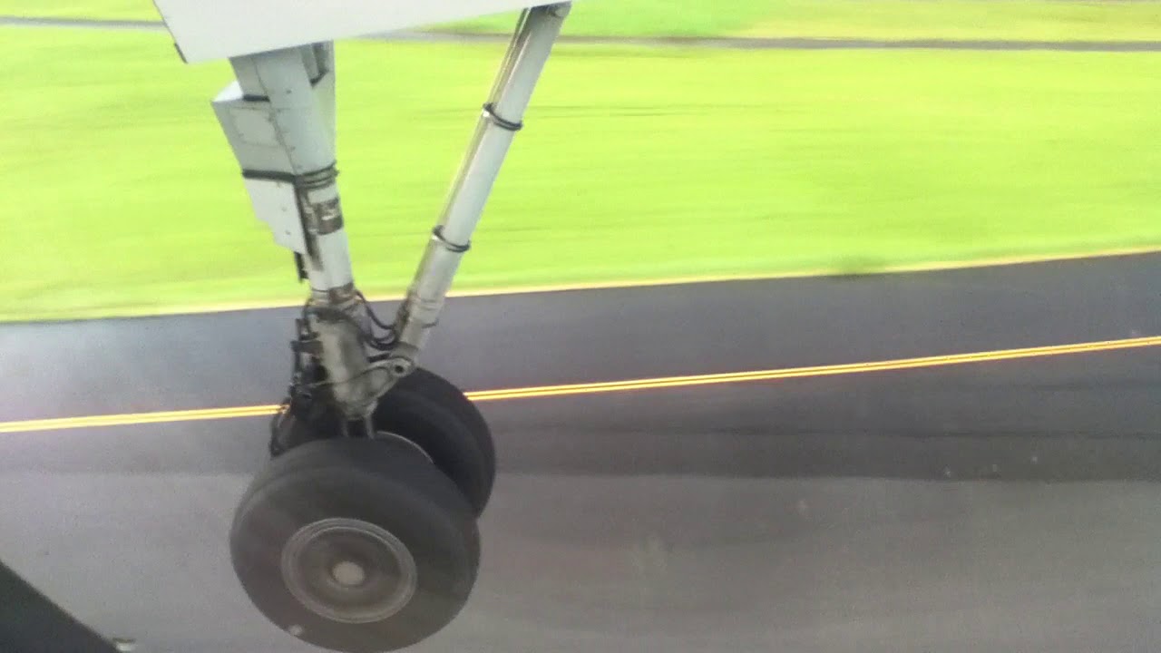 2015/8/13 ANA4939 福岡→対馬　エコボン