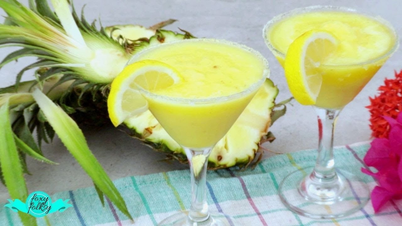 EASY FROZEN PINEAPPLE MARGARITA