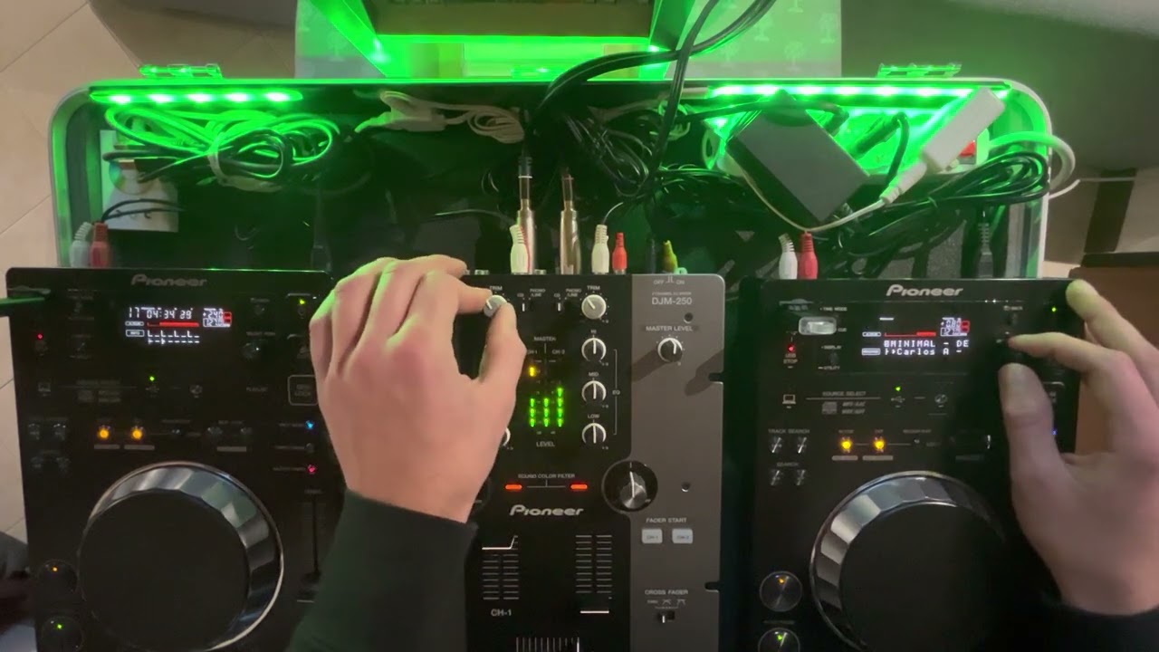 Dj Set With Cdj 350 & Dim 250 - Minimal/Tech house Mix