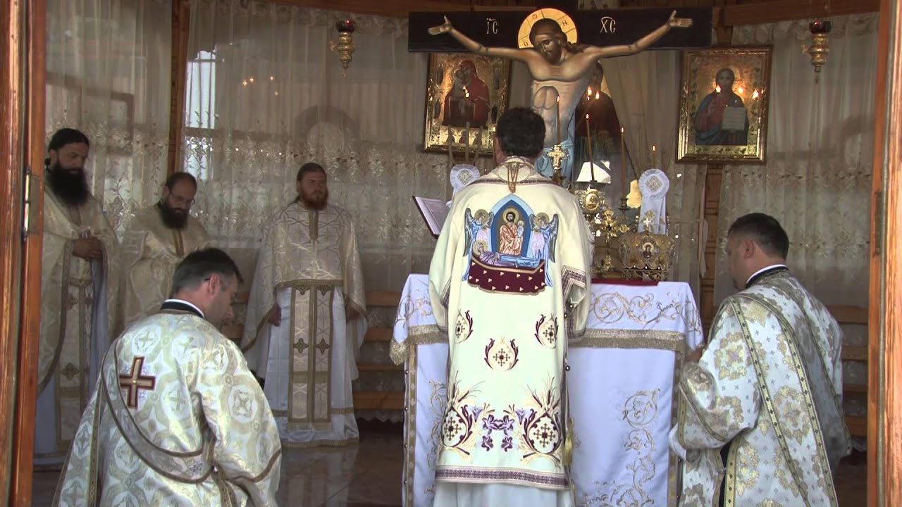 Sfanta Liturghie Arhiereasca -  Manastirea Bujoreni -   15 08 2015