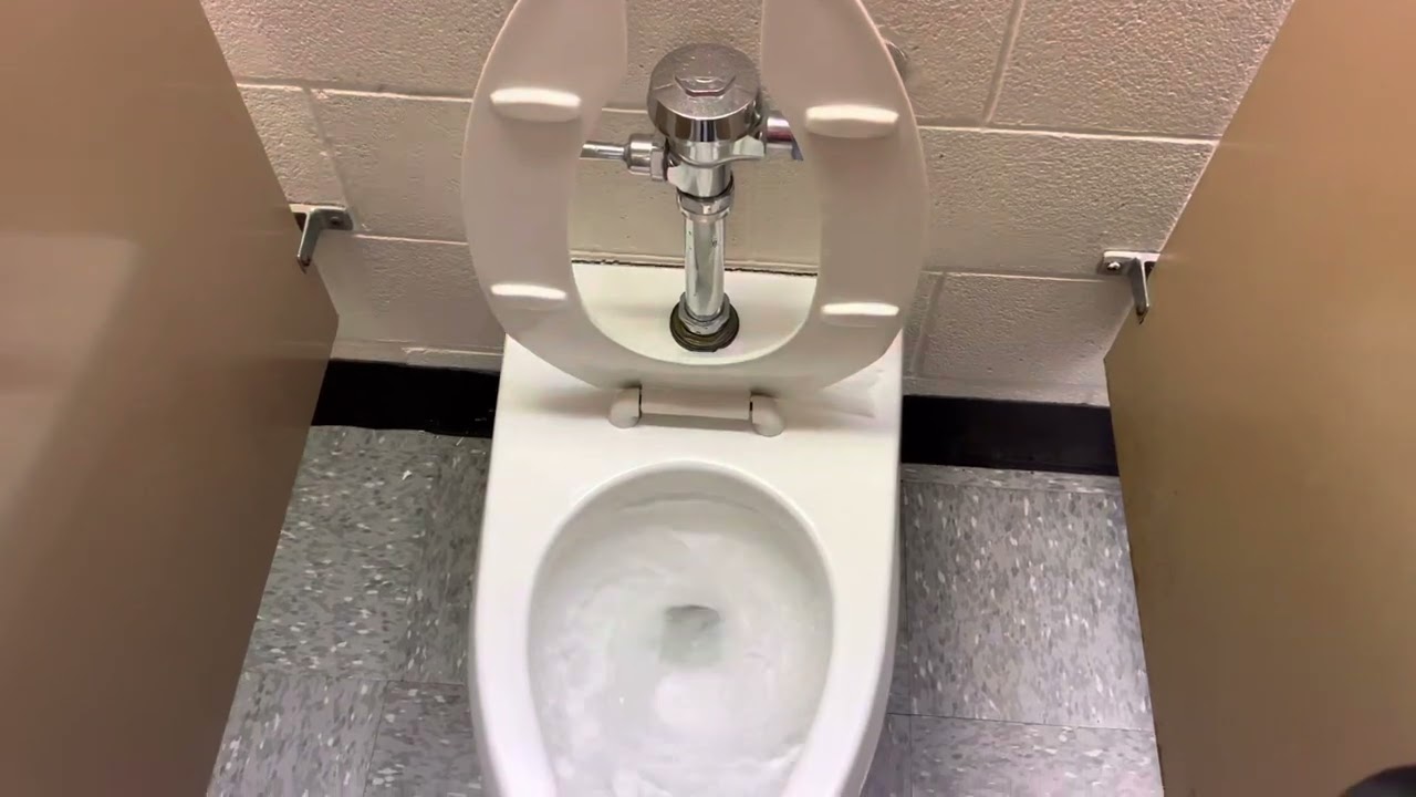 Late 1980s Kohler Kingston’s Partial Shoot in Men’s Restroom