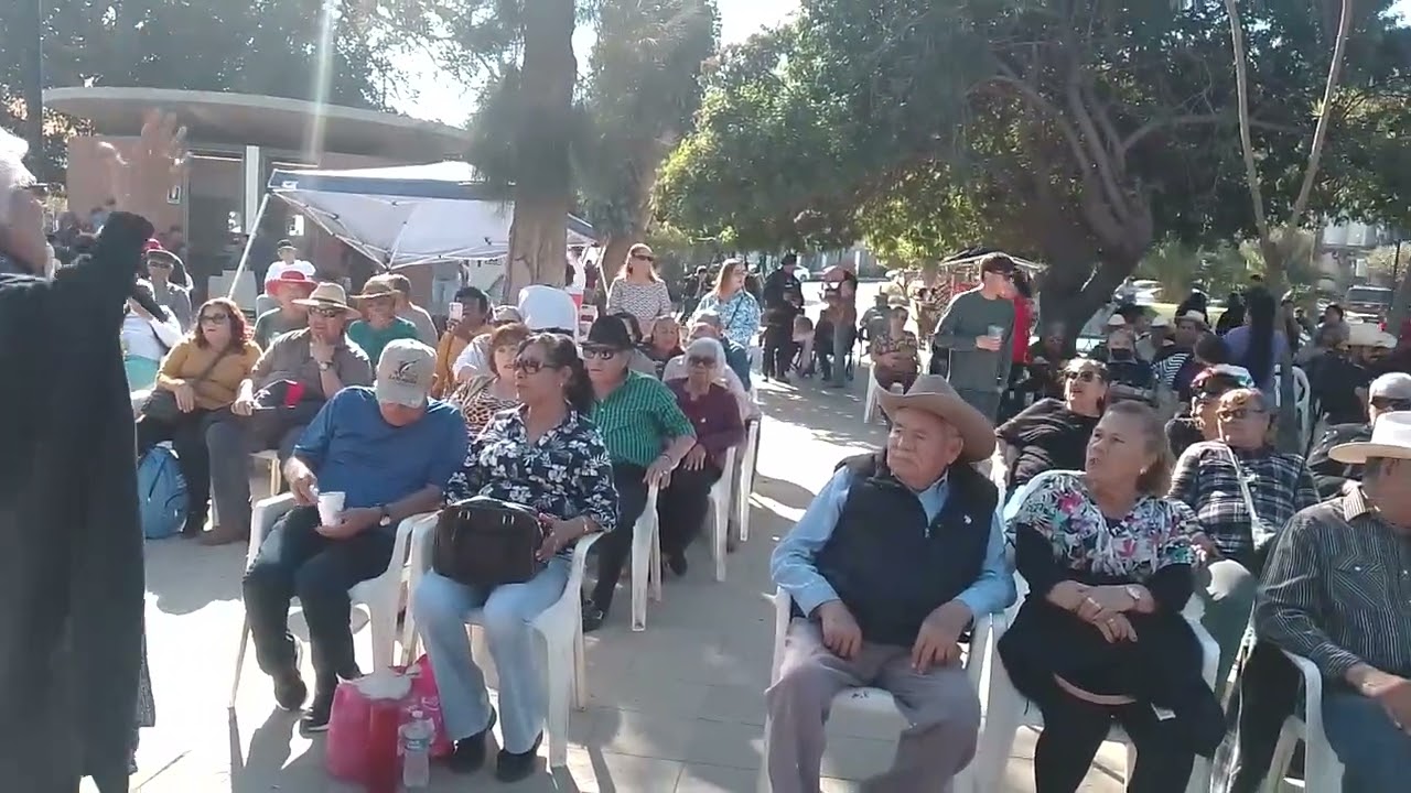PARQUE REVOLUCIÓN,ELIZA BELTRAN ASI CANTO EN LOS DOMINGOS ALEGRES EN FAMILIA,8 FEBRERO 26.