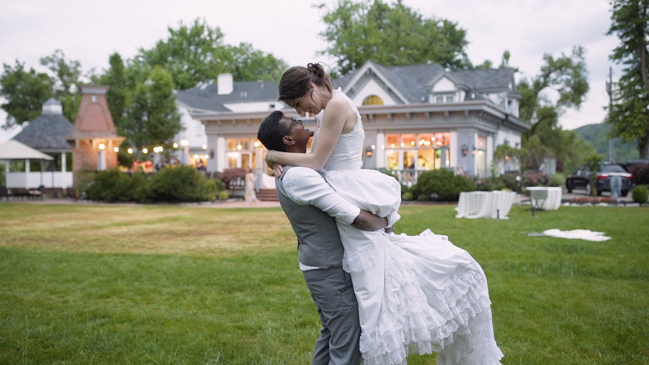 Long Distance to Together Forever: Richwood on the River, Milton, KY {Katie & Patric}