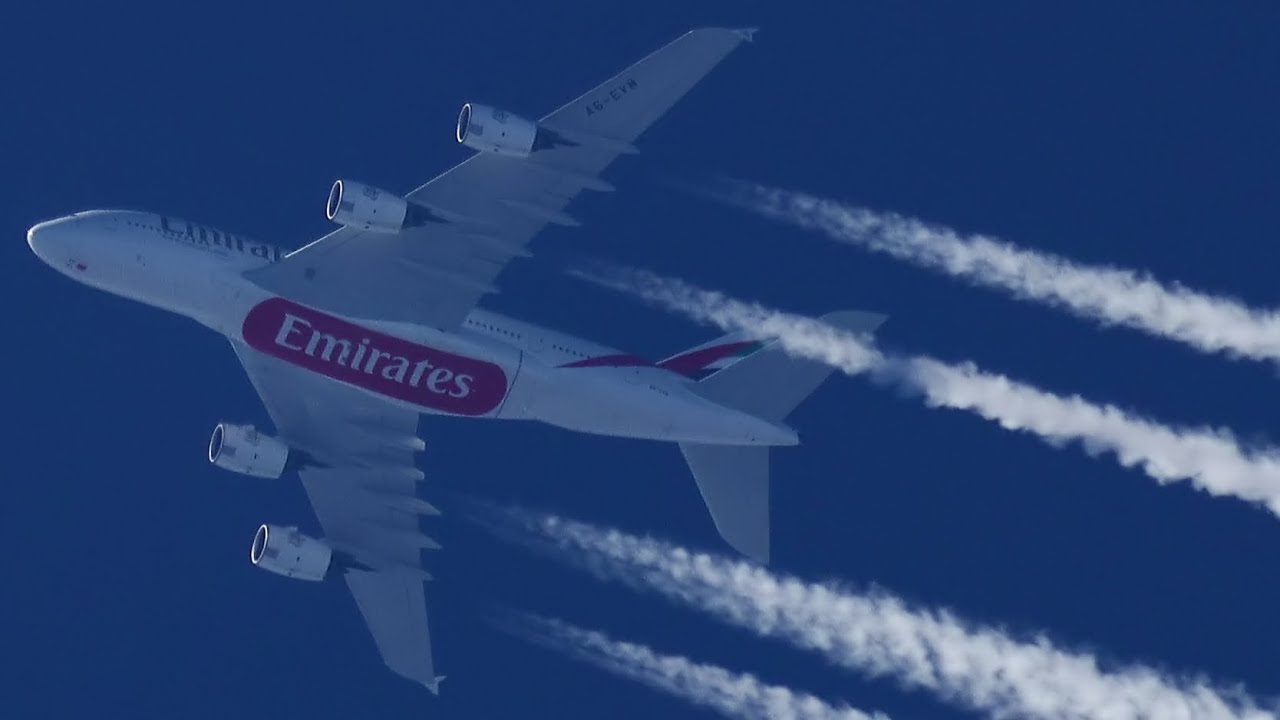 (4k) Airbus A380-842 (A388) Emirates A6-EVM 11887m 906km/h (odległość: 27-15km)