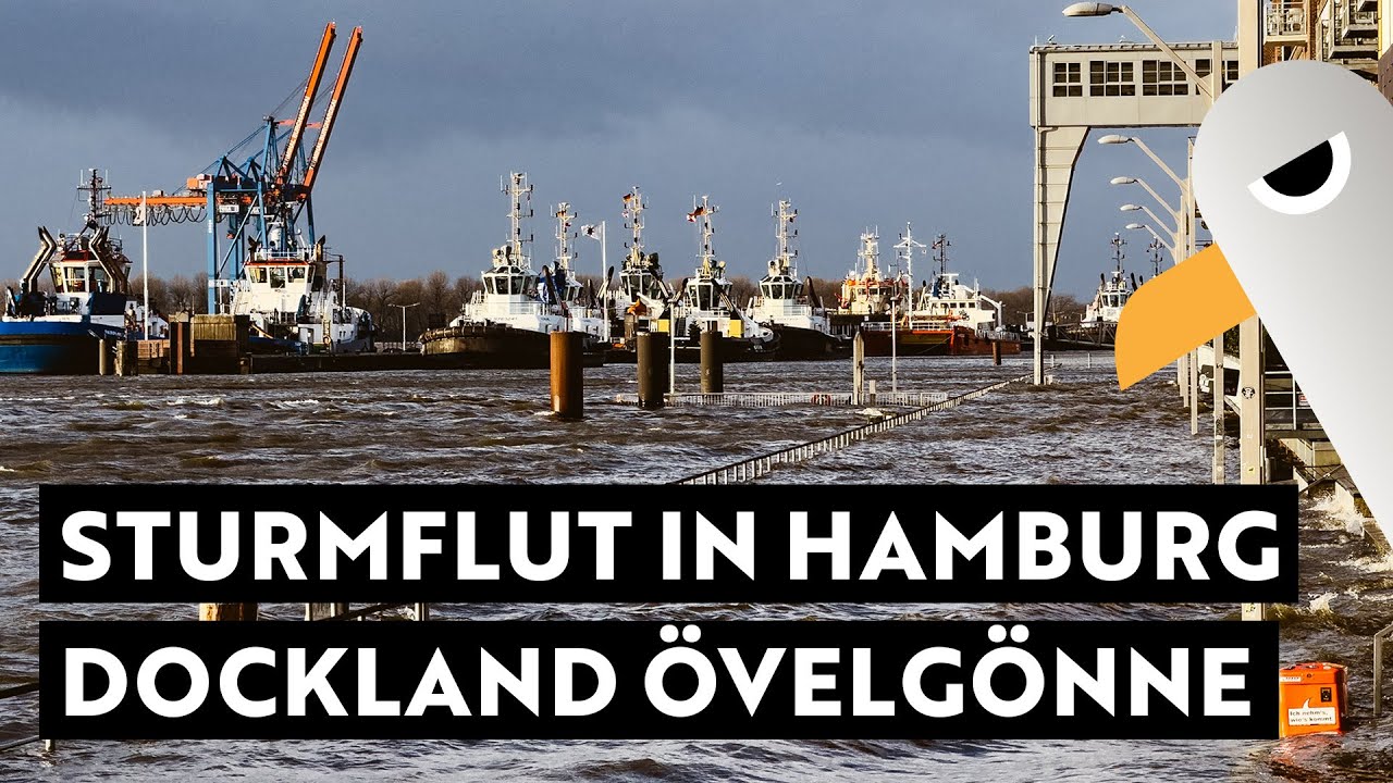 Schwere Sturmflut in Hamburg - Überschwemmung am Dockland und Övelgönne (Sturmtief Zoltan)