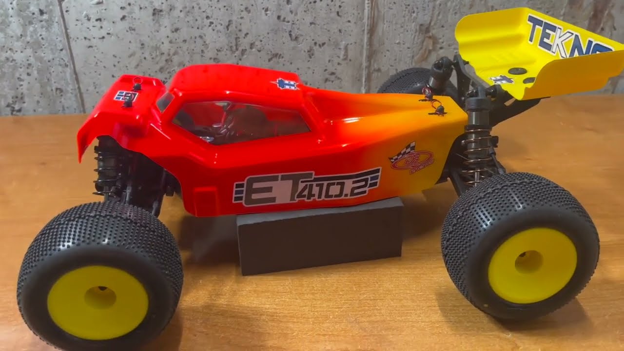 Tekno ET410.2 ...overview and driving against Xray xt4 2023