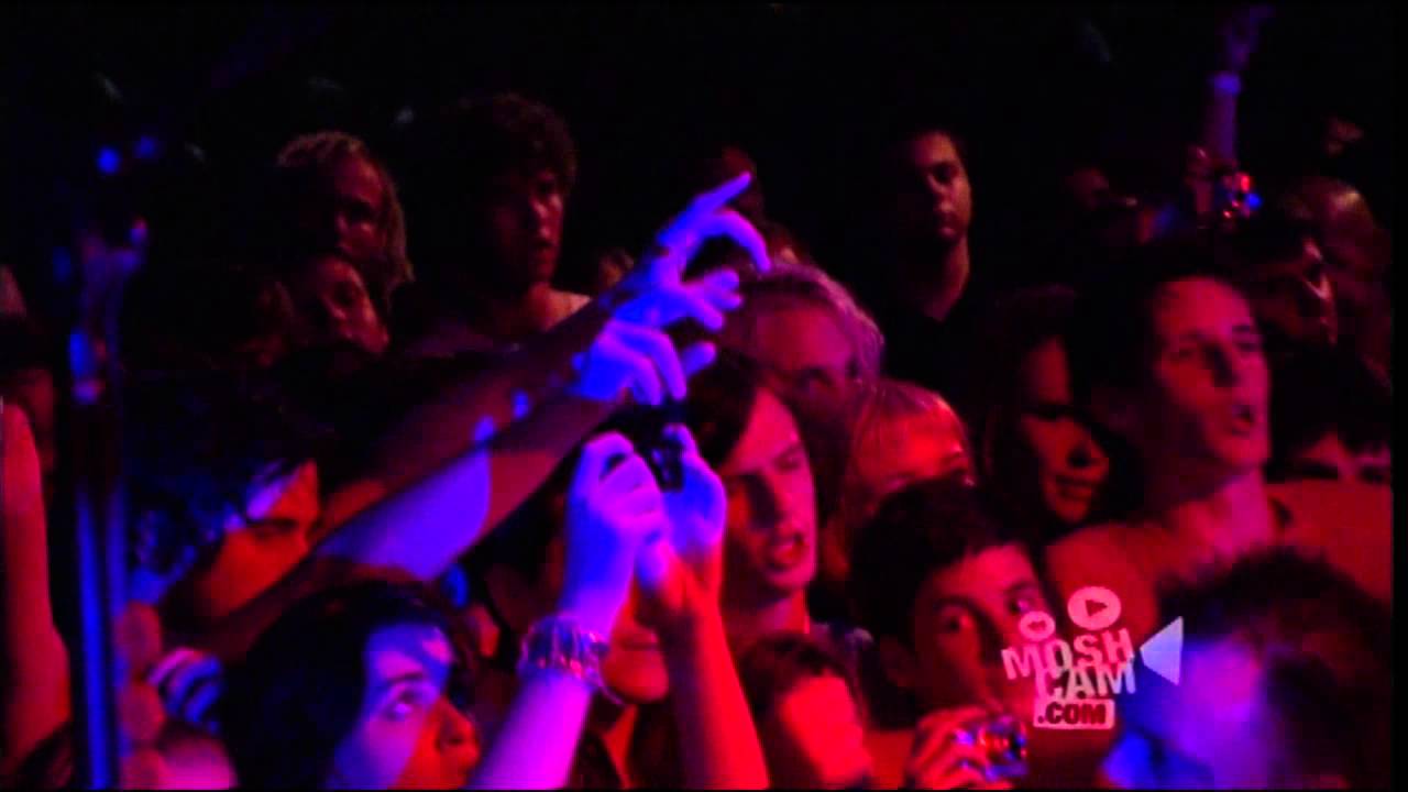 The Vines - Ms Jackson (Live in Sydney) | Moshcam