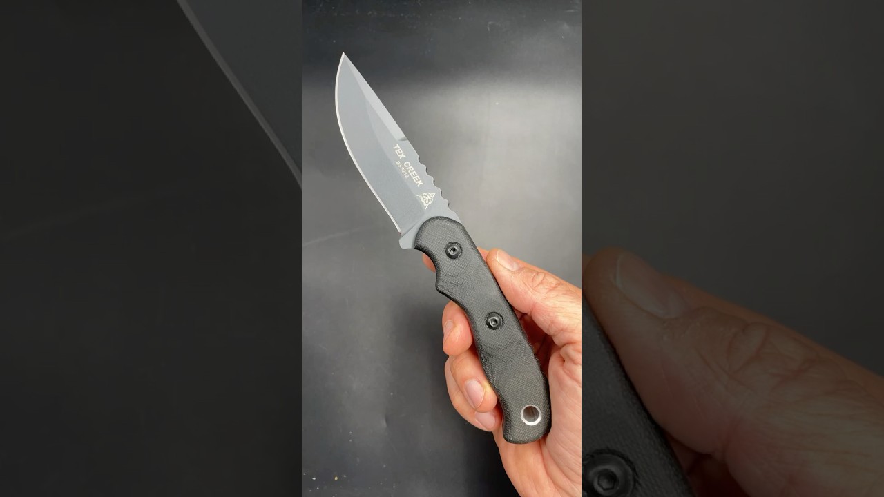 Excellent couteau fixe de camp et de Bushcraft TOPS KNIVES Tex Creek acier carbone 1095HC étui cuir