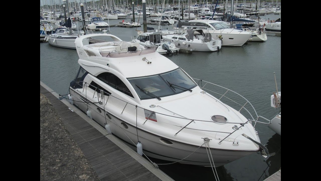 Fairline Phantom 40 'Ghost'