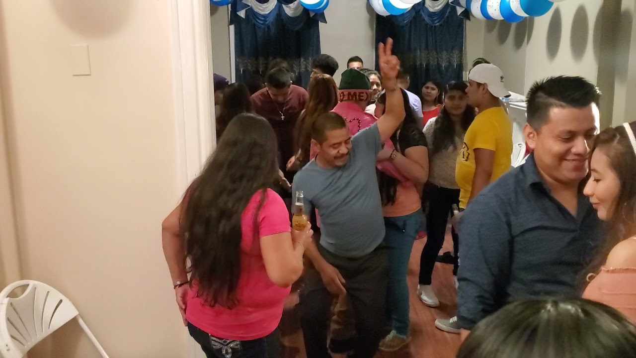 Los ausentes de rancho  Así se baila en Norristown pennsylvania con los ausentes del rancho🎹🕺💃