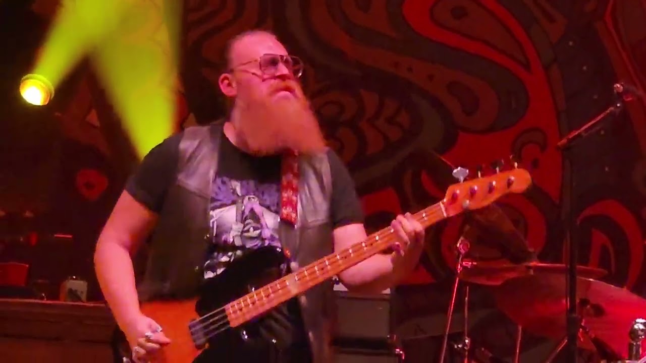 Gov't Mule @ The Harrisburg Forum 9.26.23 - World Boss (Bass Spotlight Kevin Scott)