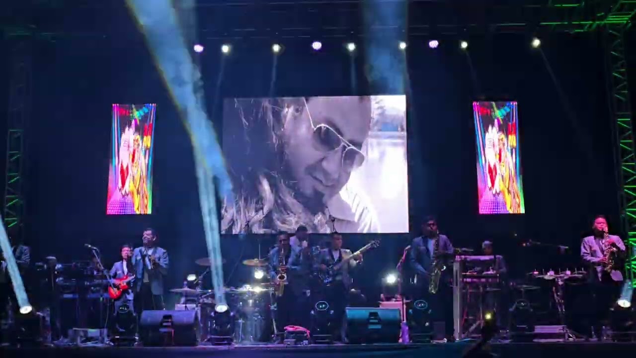 La Furia Oaxaqueña en vivo desde Reyes Llano Grande, Yucuhiti.