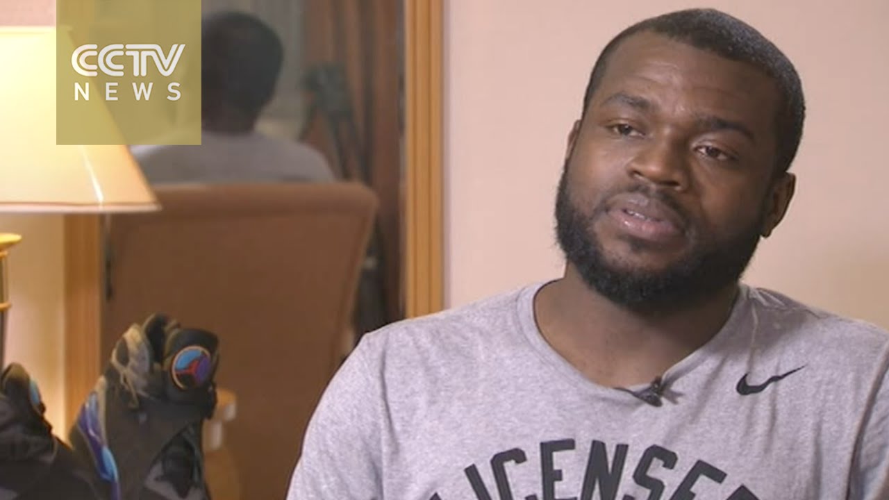 Will Bynum shares his basketball story in China