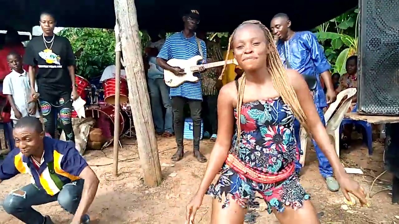 NGOZI DE LIVING PHILO DE IRON LADY LIVE IN ABAVO PLS WATCH SUBSCRIBE BOOK LIKE COMMENT SHARE