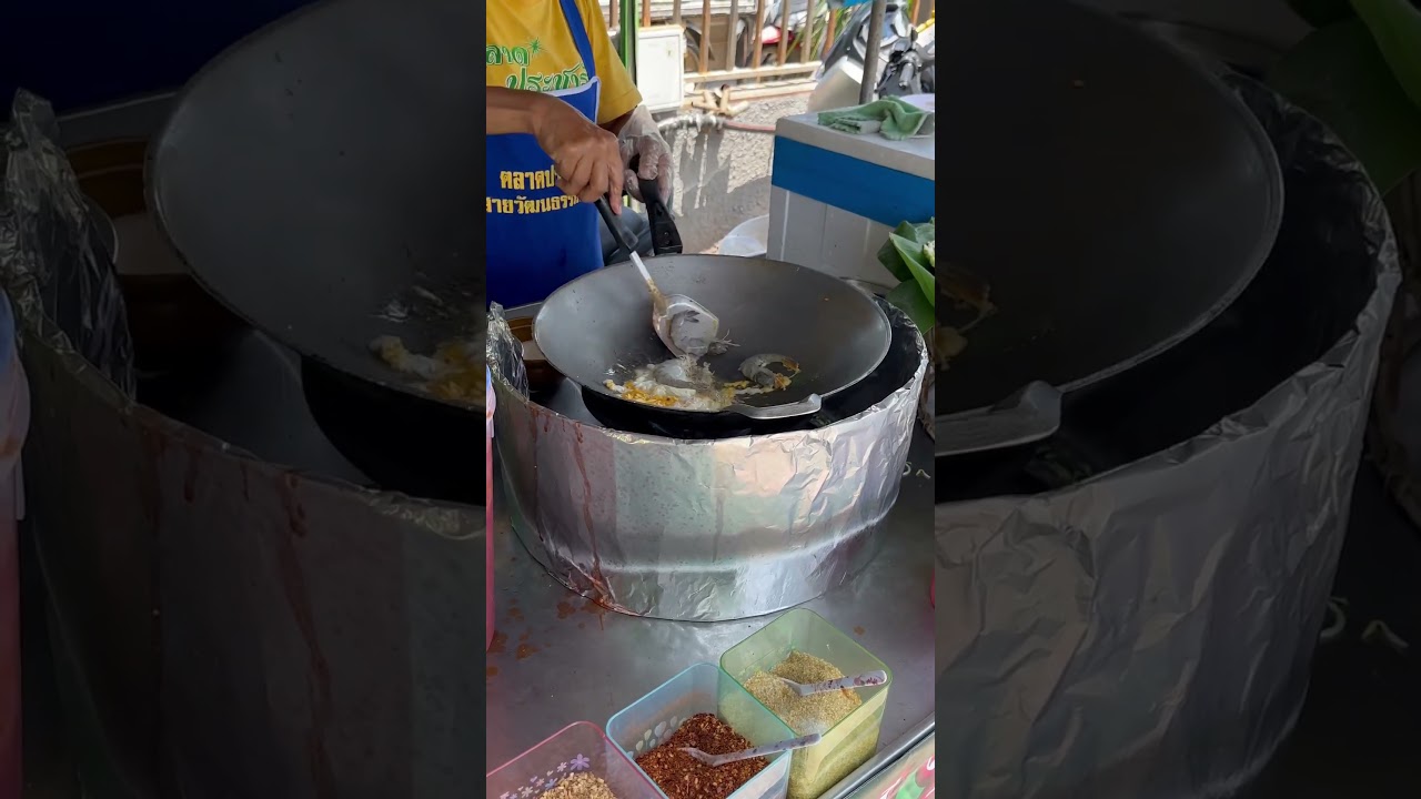pad thai 🤤 kata beach day market #katabeach #phuket #thailand #padthai #thaifood #thai
