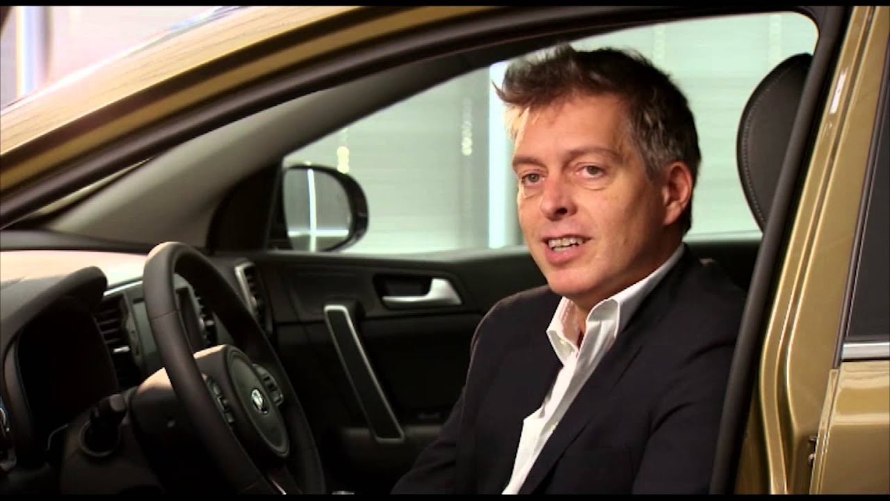 All-new Kia Sportage - Interview with Gregory Guillaume, Chief Designer Europe | AutoMotoTV