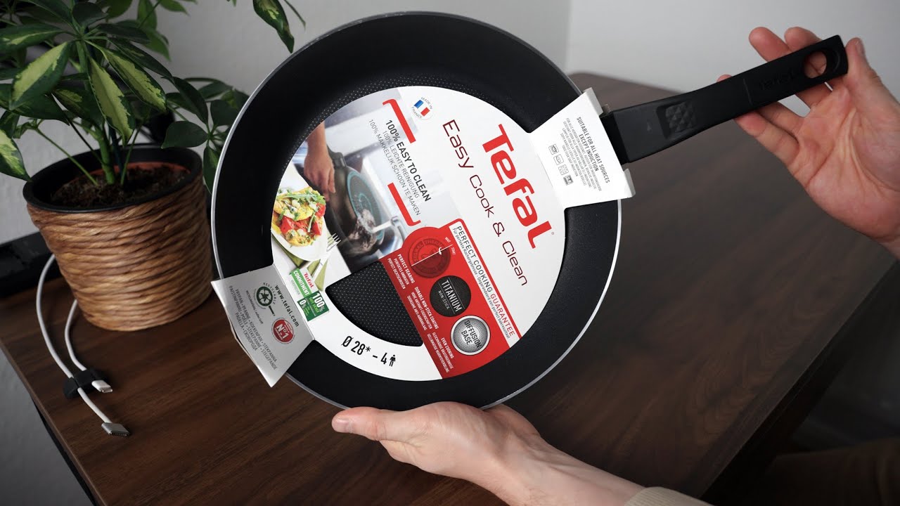 Is the Tefal Easy Cook & Clean frying pan (28 cm - measured) worth buying?