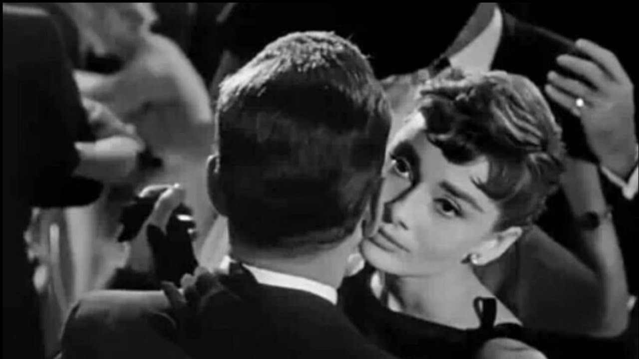 You're slow dancing with the one you love | A vintage playlist