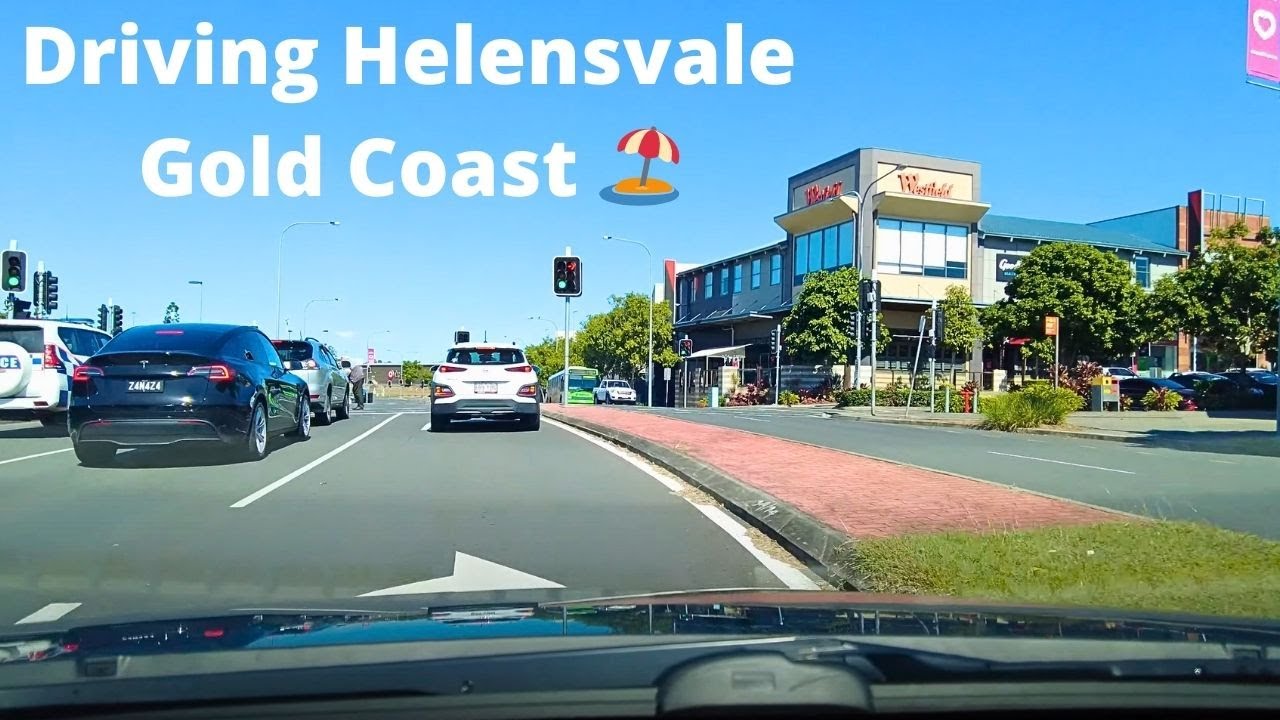 Driving through suburb Helensvale Gold Coast  🏖️
