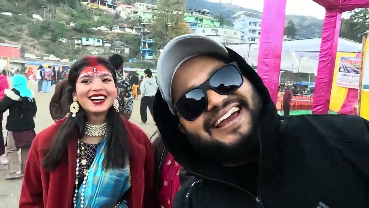 मुनस्यारी महोत्सव उद्घाटन समारोह में हर गॉव की महिलाओं ने लिया बड चडकर हिस्सा 😱 