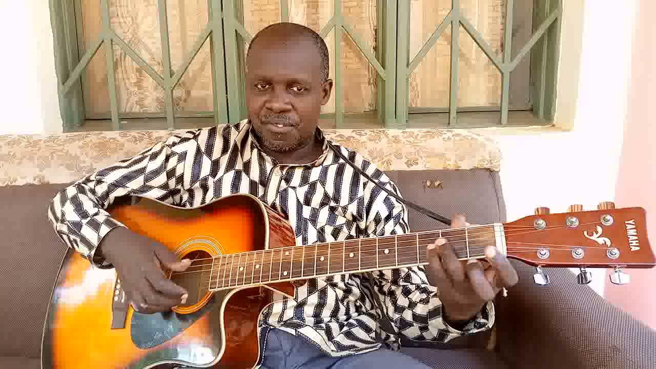 INDIRIMBO Mwasabye/ Karahanyuze. Ikigeni - Uwari uwanjye - Mutangana/ Imvano yo Kubaho