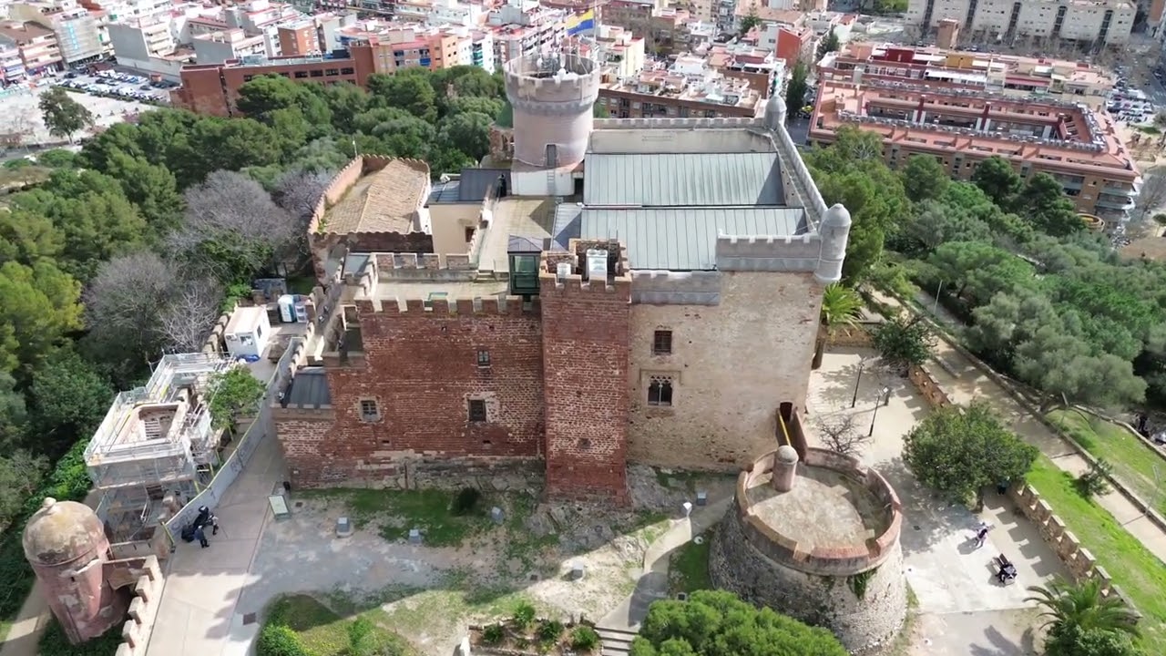 Castell de Castelldefels / Music by tribeamos