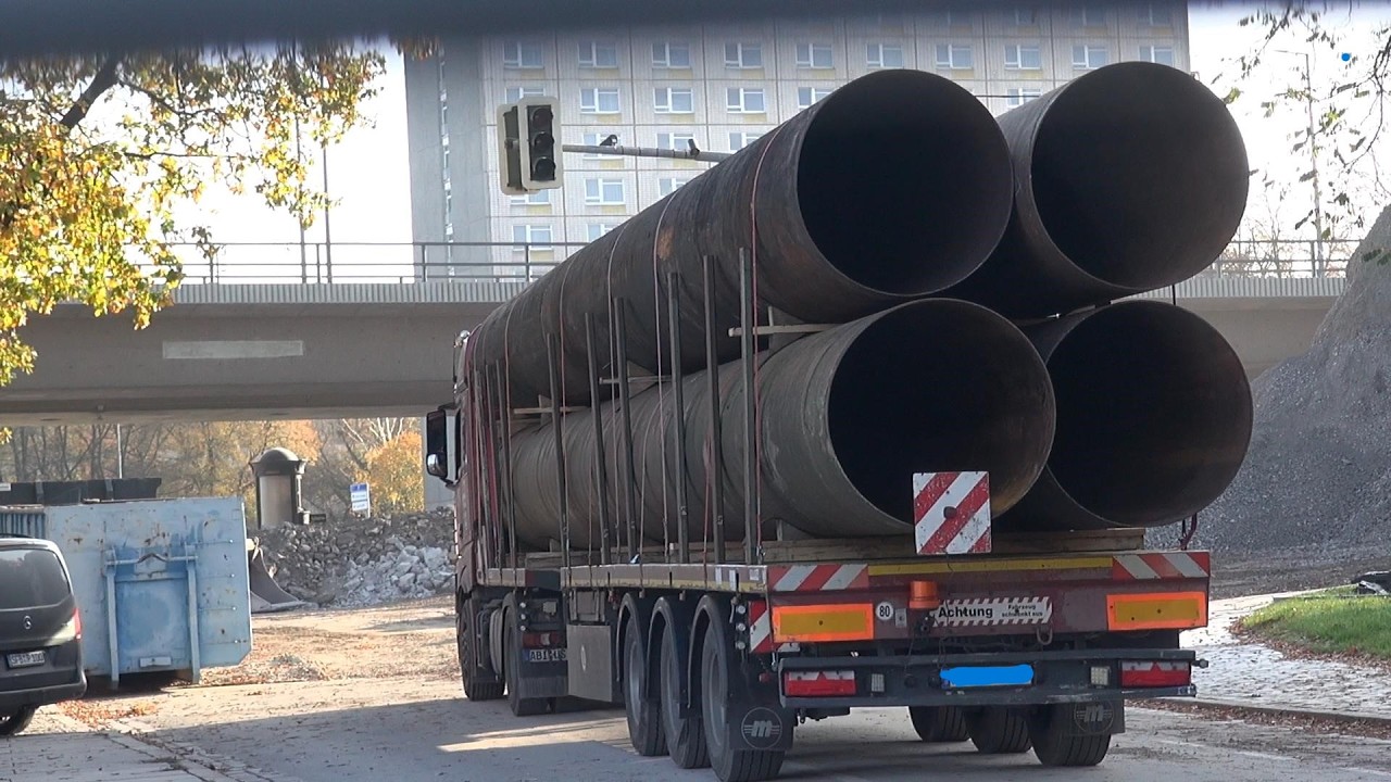 Dresden - Situation an der Carolabrücke 04.11.- 08.11.2024 - (Abbruch Kaimauer)