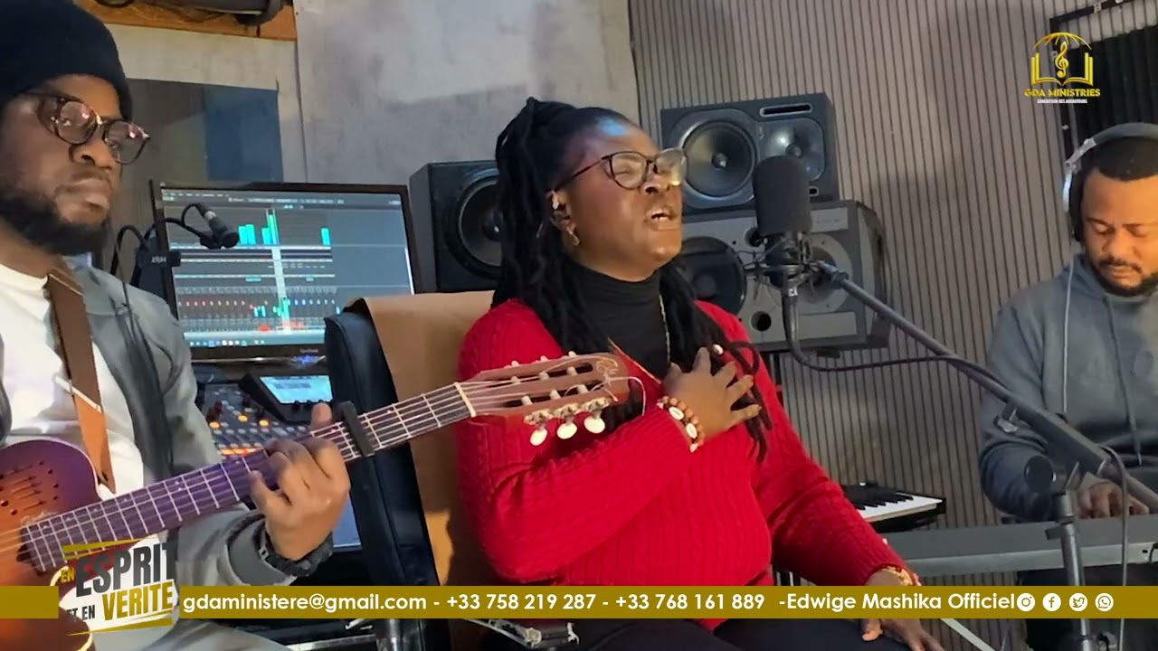 PRES DE TOI - EDWIGE MASHIKA (LIVE VERSION)