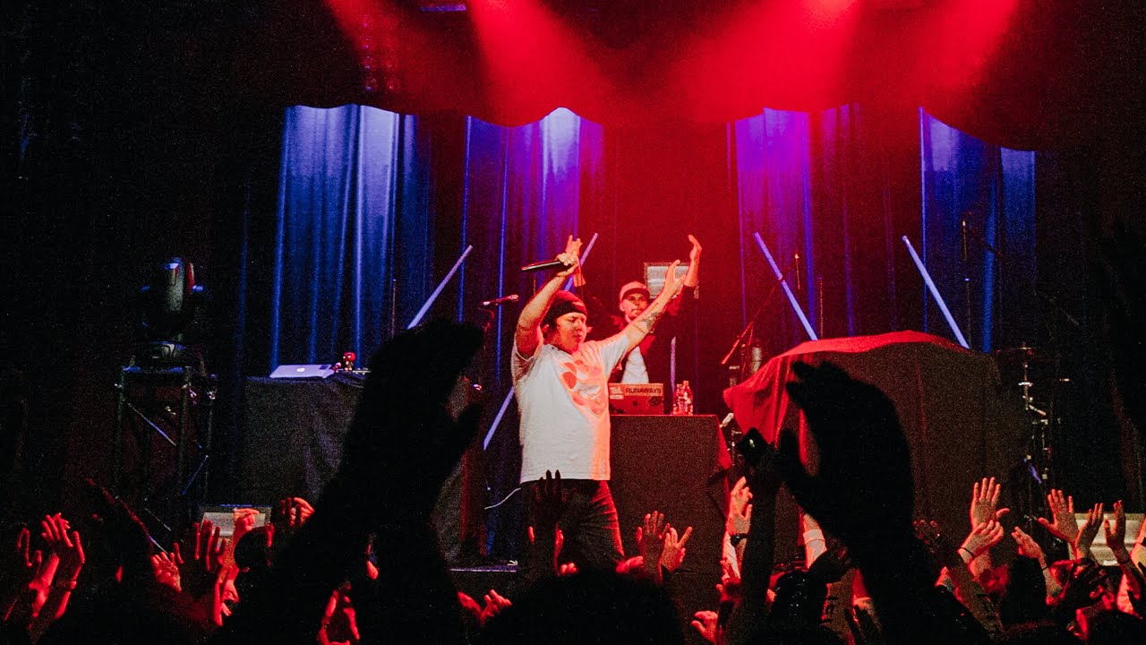 Travis Thompson - Ambaum Goes on Tour With Bryce Vine (Documentary)