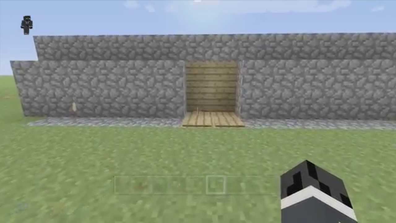 Minecraft Xbox Tutorial - How to Build An Automatic Door With Sticky Pistons Tutotial