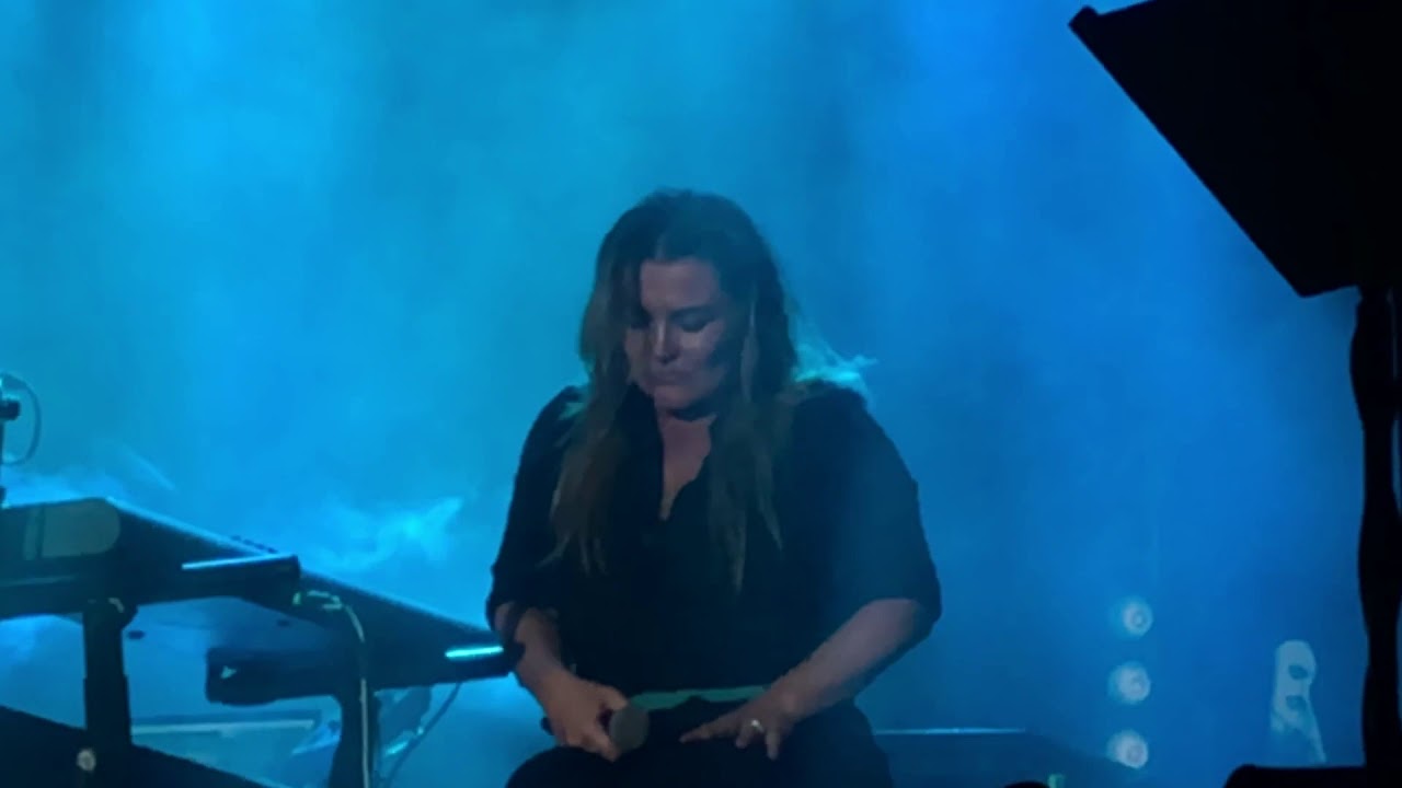 Amaia Montero - Nacidos para creer Tour
