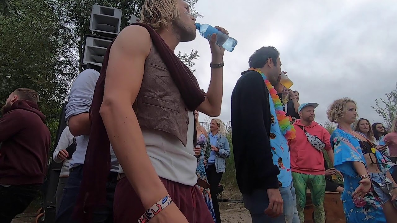 Wildeburg Festival 2019 dancing -  Kraggenburg