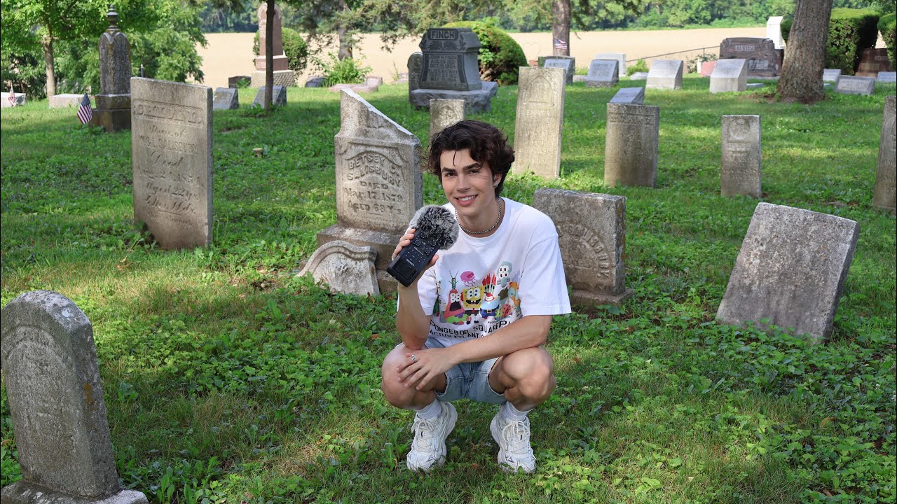 ASMR in The Graveyard 🪦