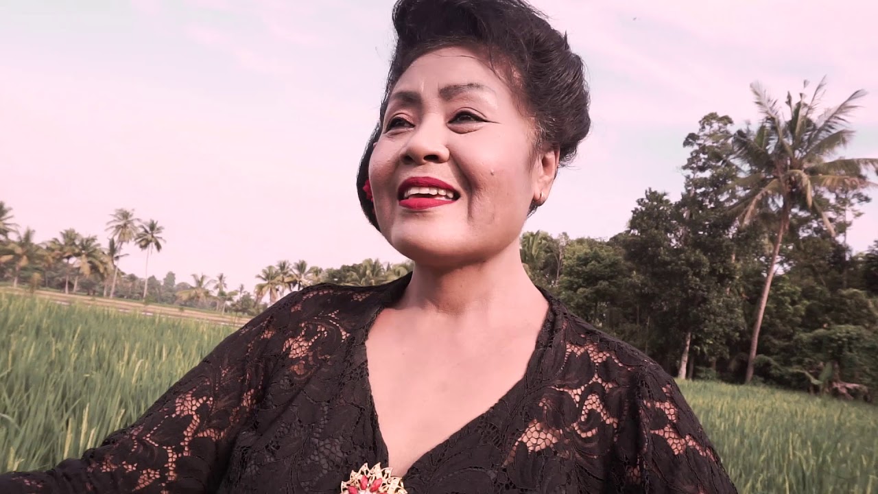 Le Tole (Cover Gandrung ) Mak Supinah  (Kuwung Wetan Story)